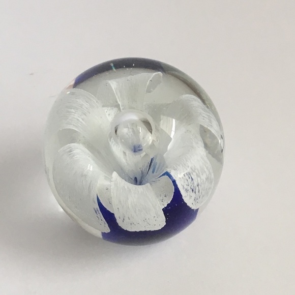 Vintage Art Glass Embedded Flower Paperweight - Picture 2 of 9